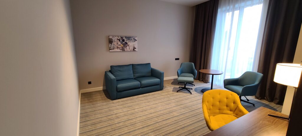 Courtyard by Marriott Baku Junior Suite Living Area