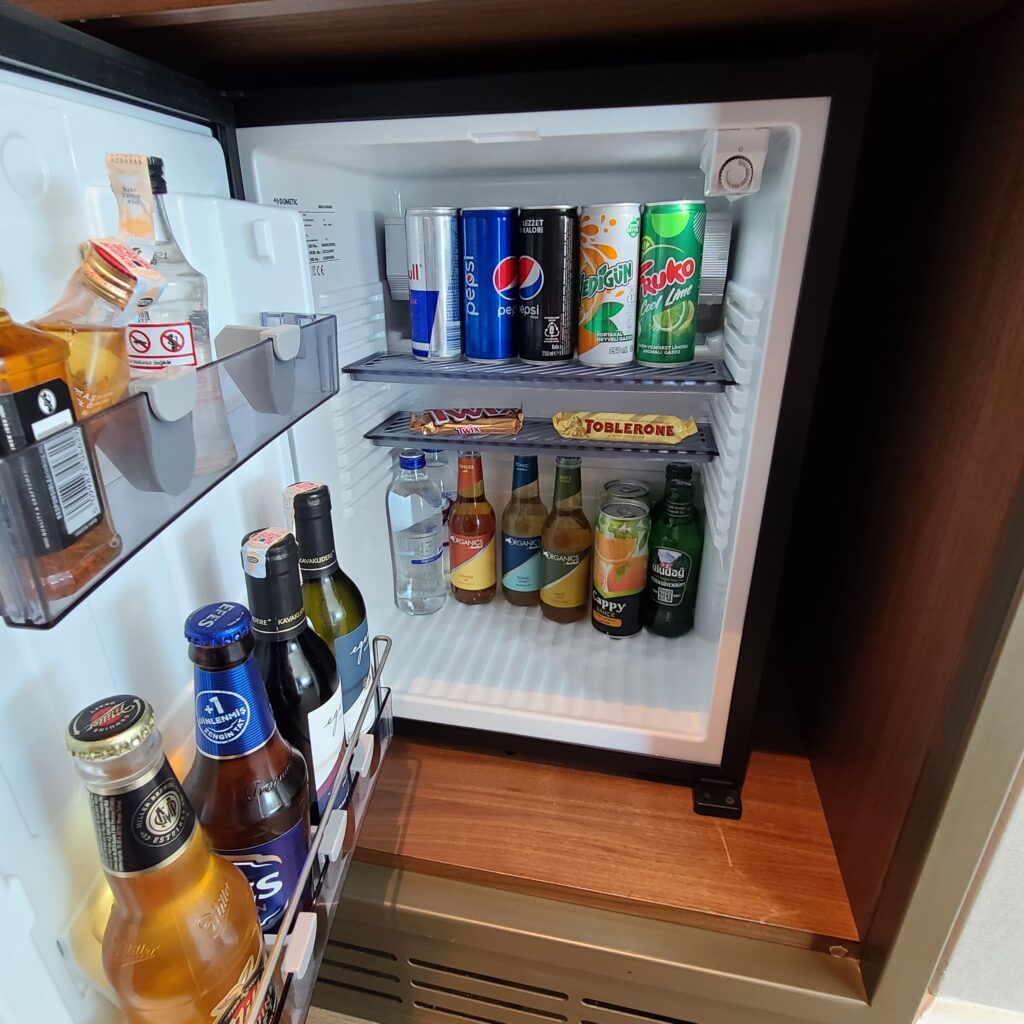 Izmir Marriott Junior Suite Minibar