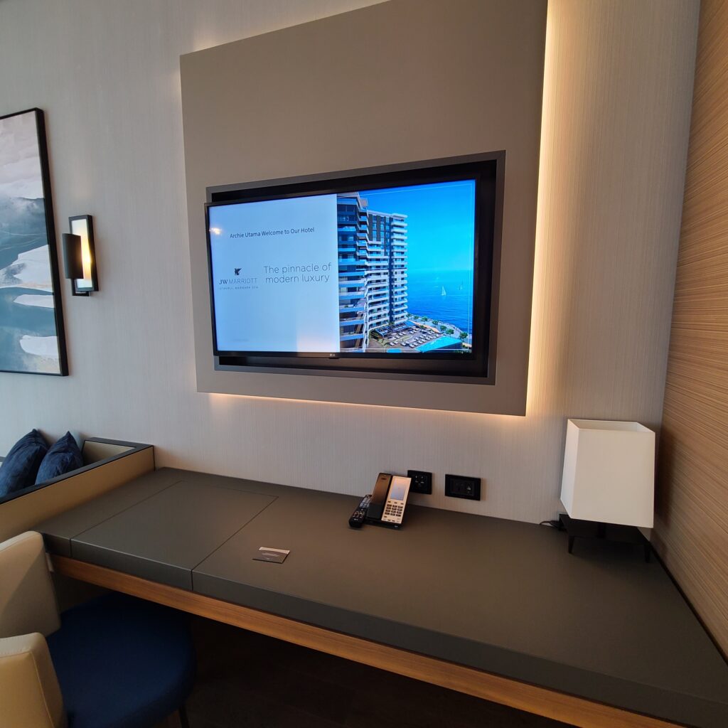 JW Marriott Istanbul Marmara Sea Deluxe Room Desk
