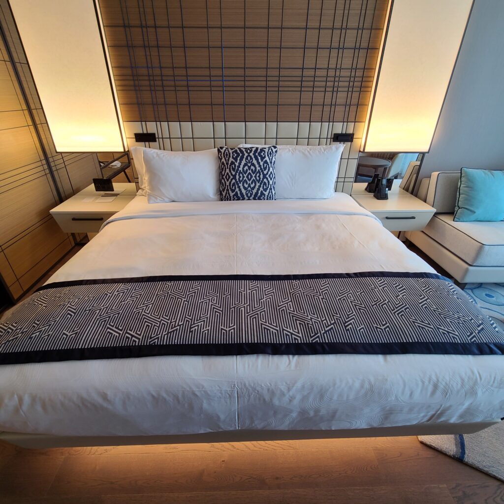 JW Marriott Istanbul Marmara Sea Deluxe Room King Bed