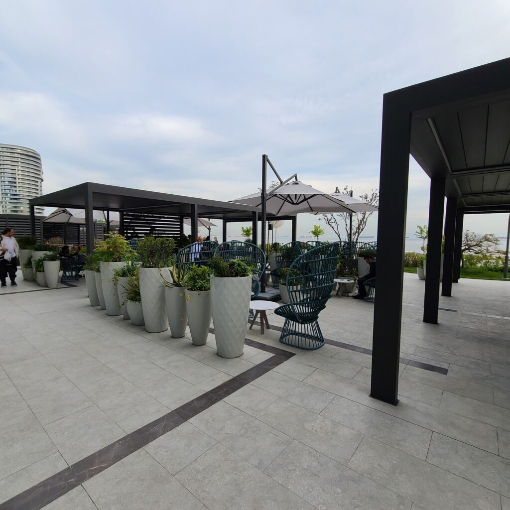 JW Marriott Istanbul Marmara Sea Outdoor Lounge