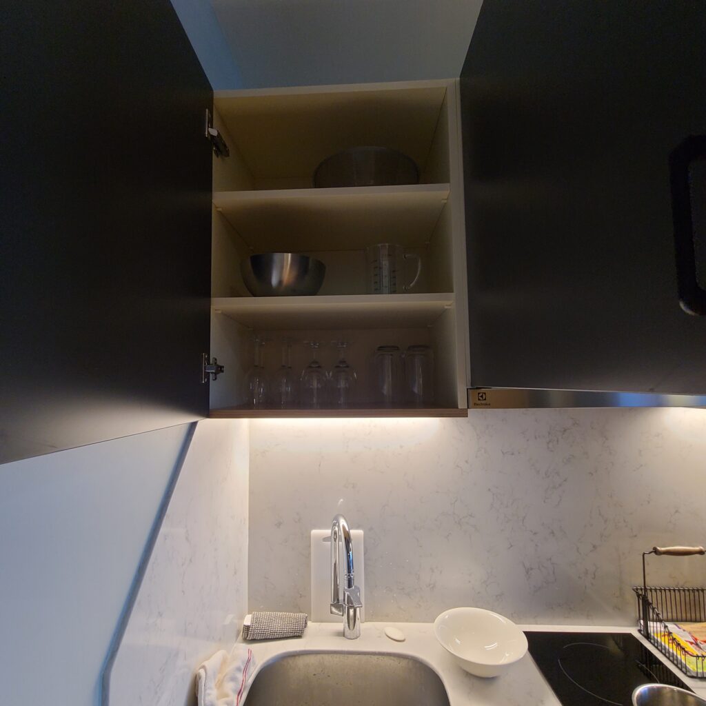 Residence Inn Atasehir Kitchen Cabinets