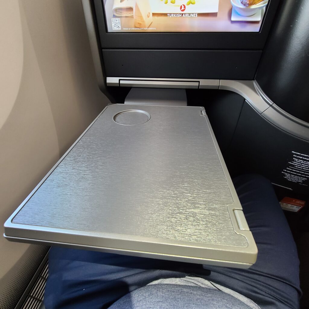 Turkish Airlines Business Class 787 Main Table