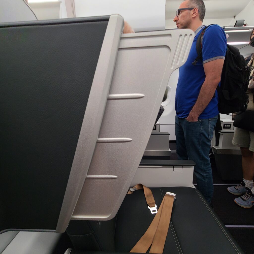 Turkish Airlines Business Class A321neo Seat Divider