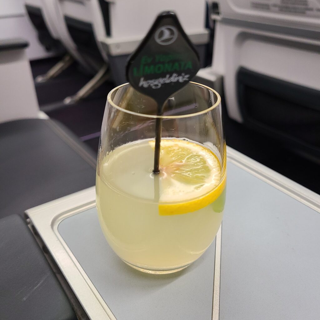 Turkish Airlines Business Class A321neo Lemonade