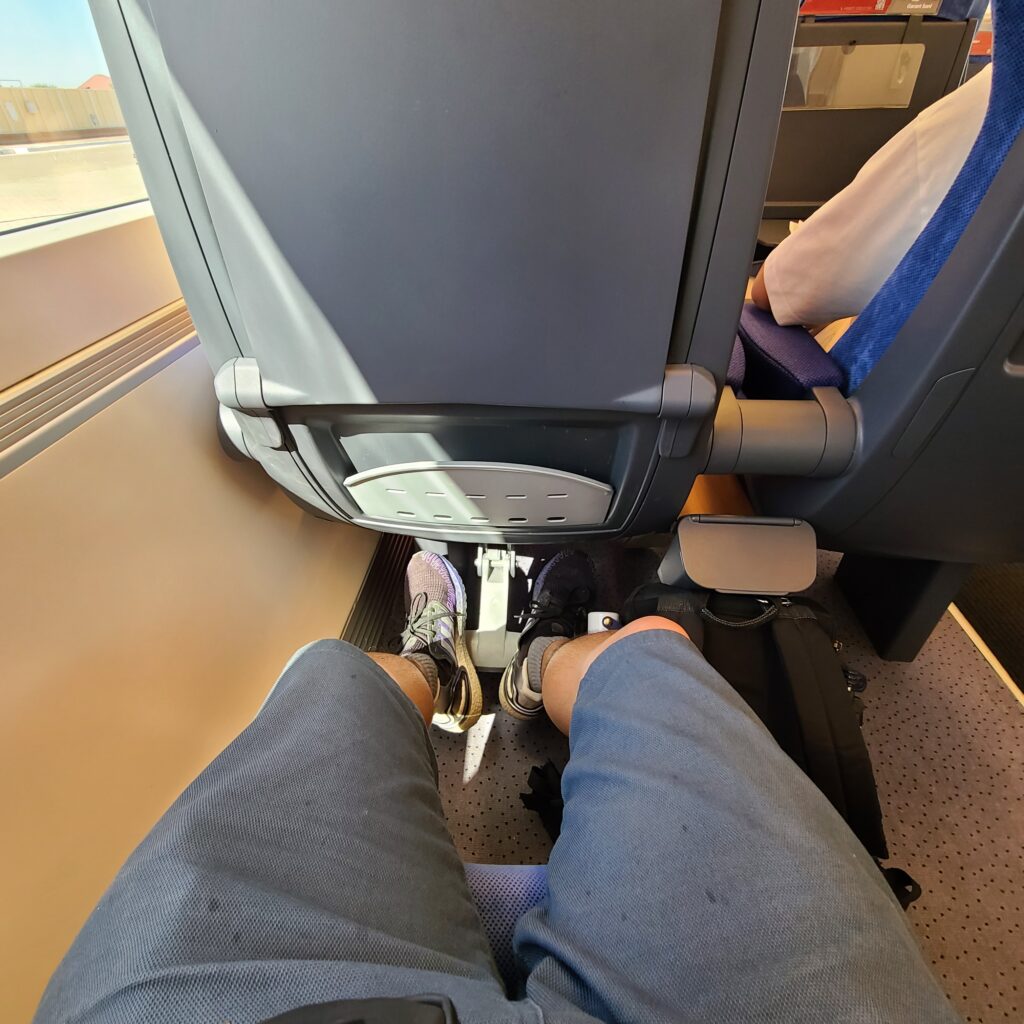 Afrosiyob Business Class Leg Space