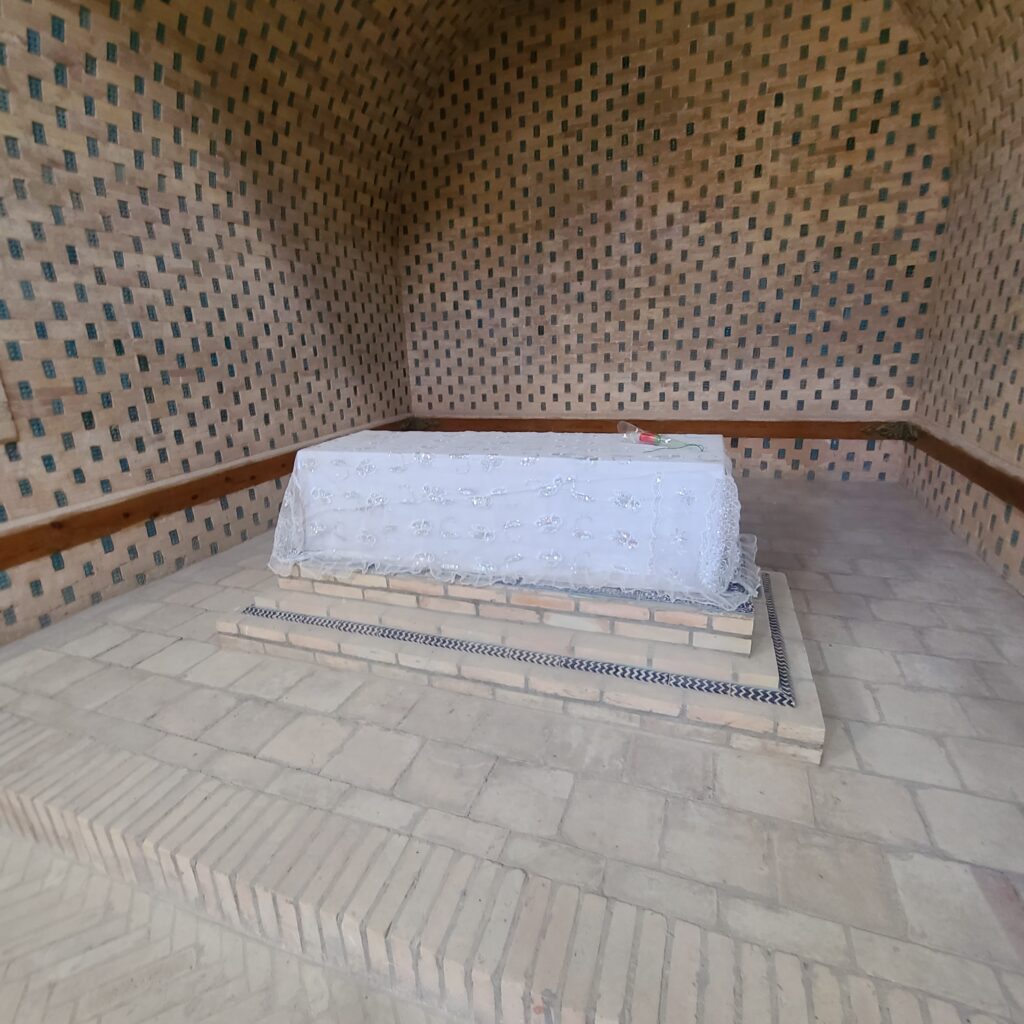 Mazlumkhan-sulu Mausoleum