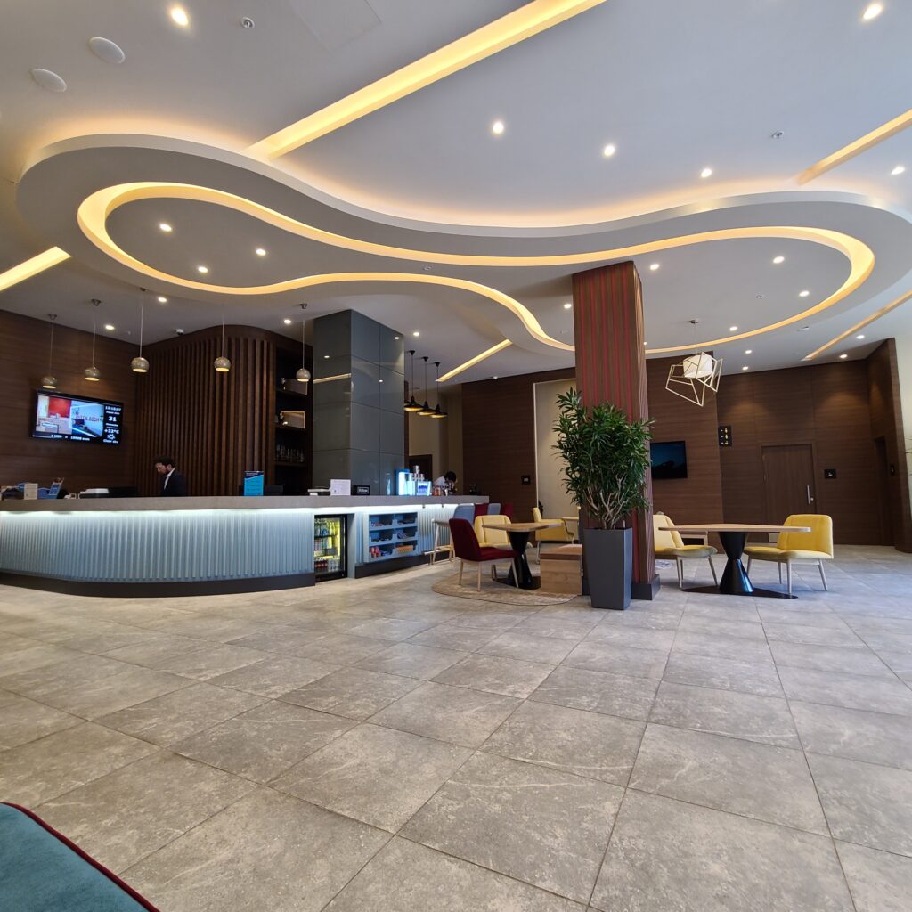 Hampton by Hilton Tashkent Lobby