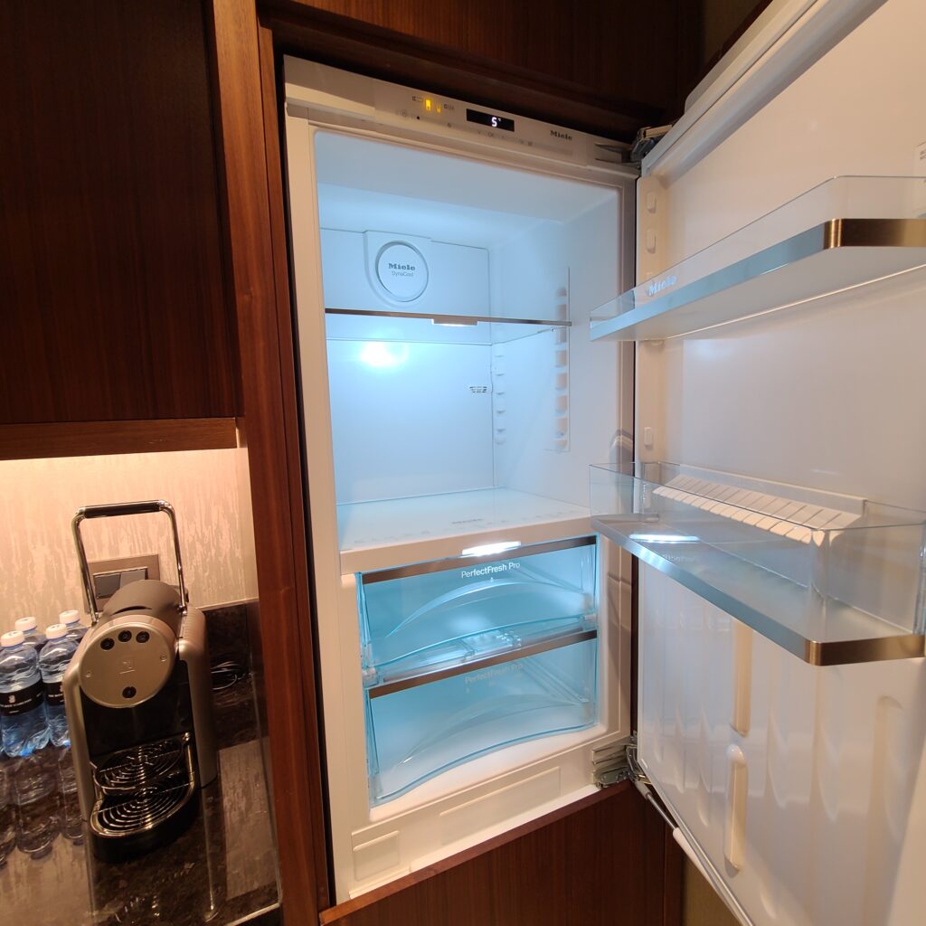 The Ritz-Carlton, Astana Carlton Suite Kitchenette Fridge