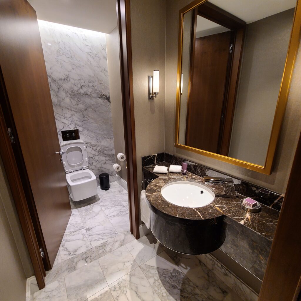 The Ritz-Carlton, Astana Carlton Suite Half Bathroom