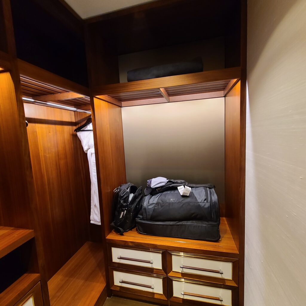 The Ritz-Carlton, Astana Carlton Suite Closets