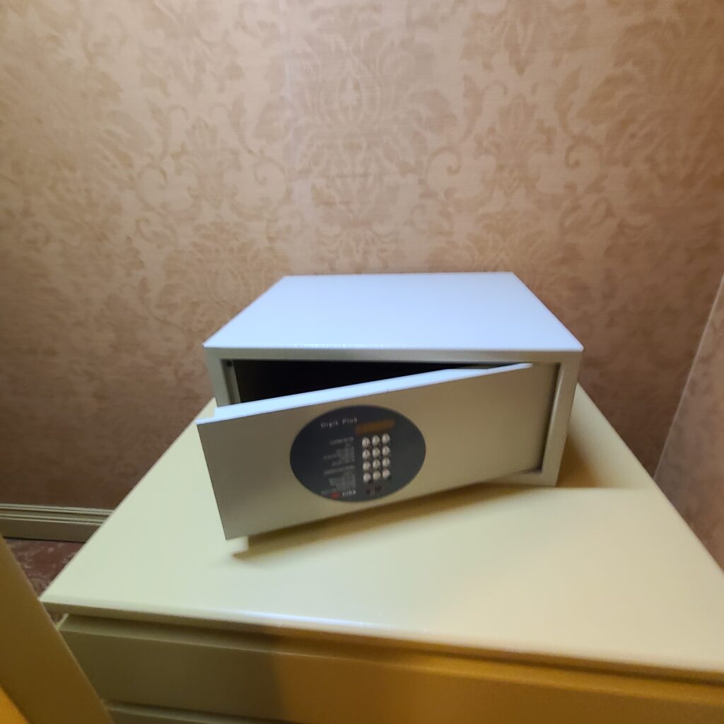 InterContinental Almaty Club Room Safe