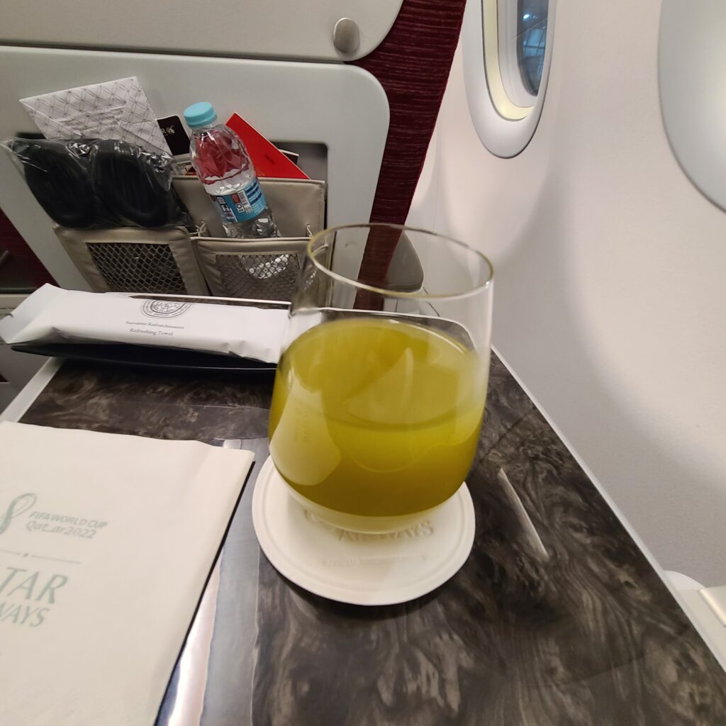 Qatar Airways Old Business Class A320 Lemonade