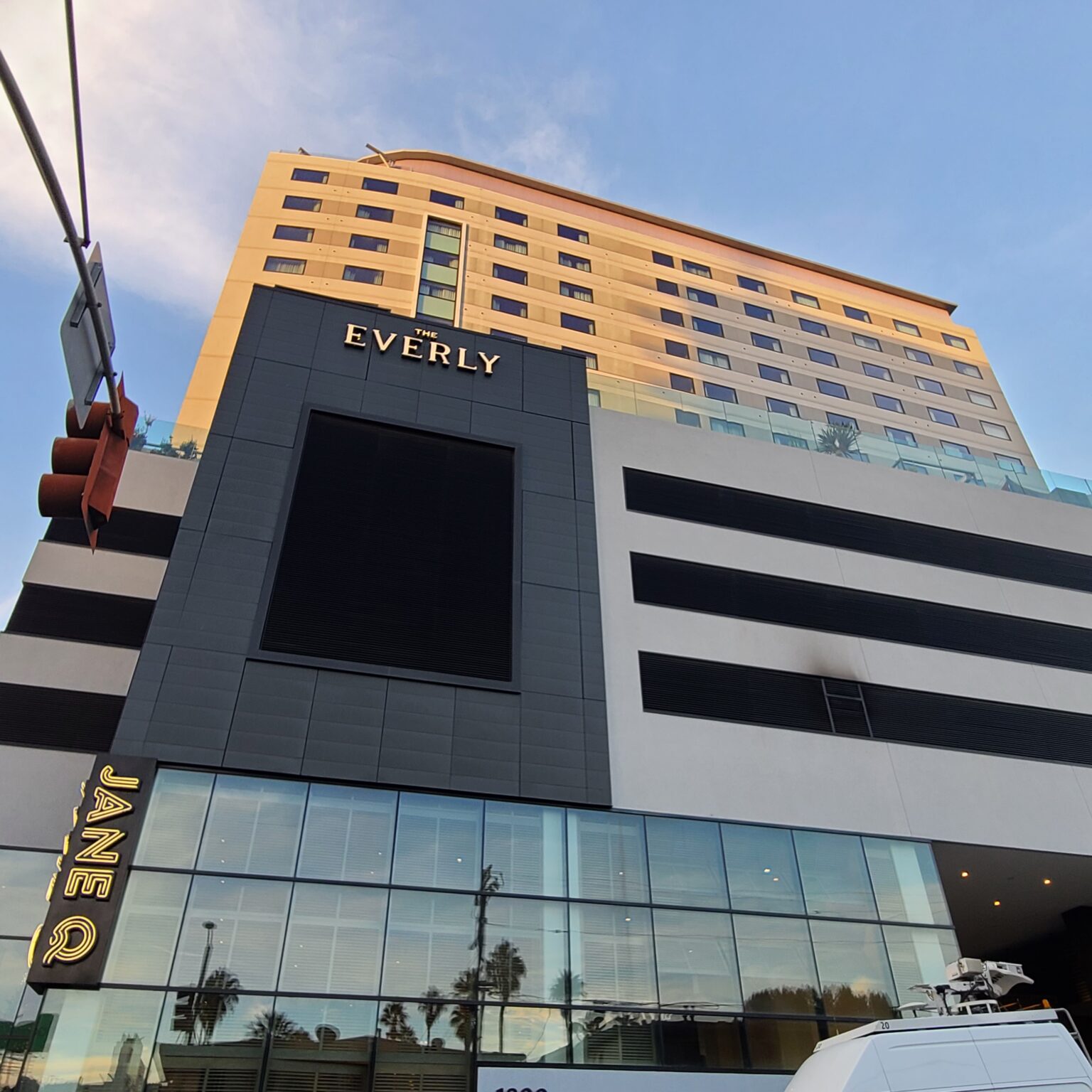 kimpton everly hotel los angeles