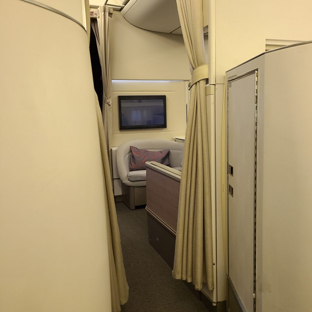 Air France Old Business Class Boeing 777-300ER La Premier Cabin