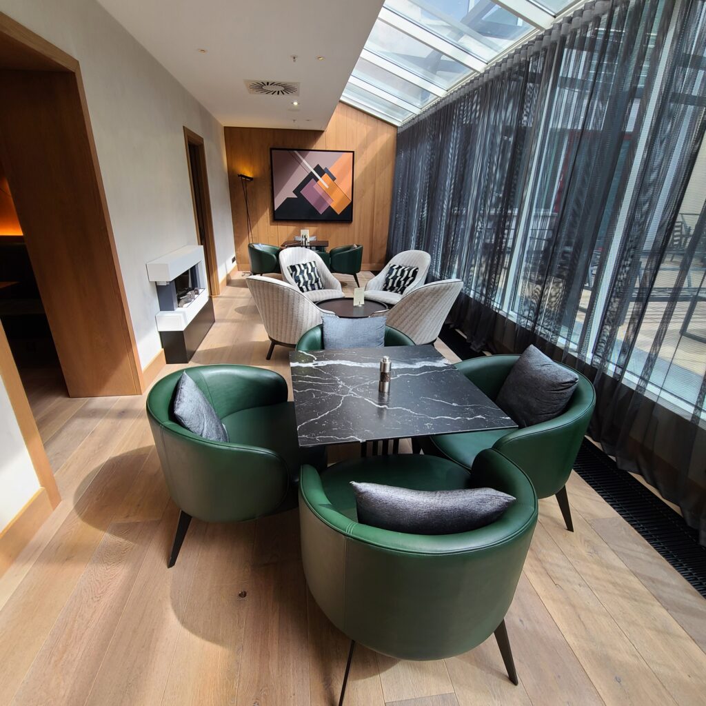 Prague Marriott Hotel Executive Lounge (M Club) Seating