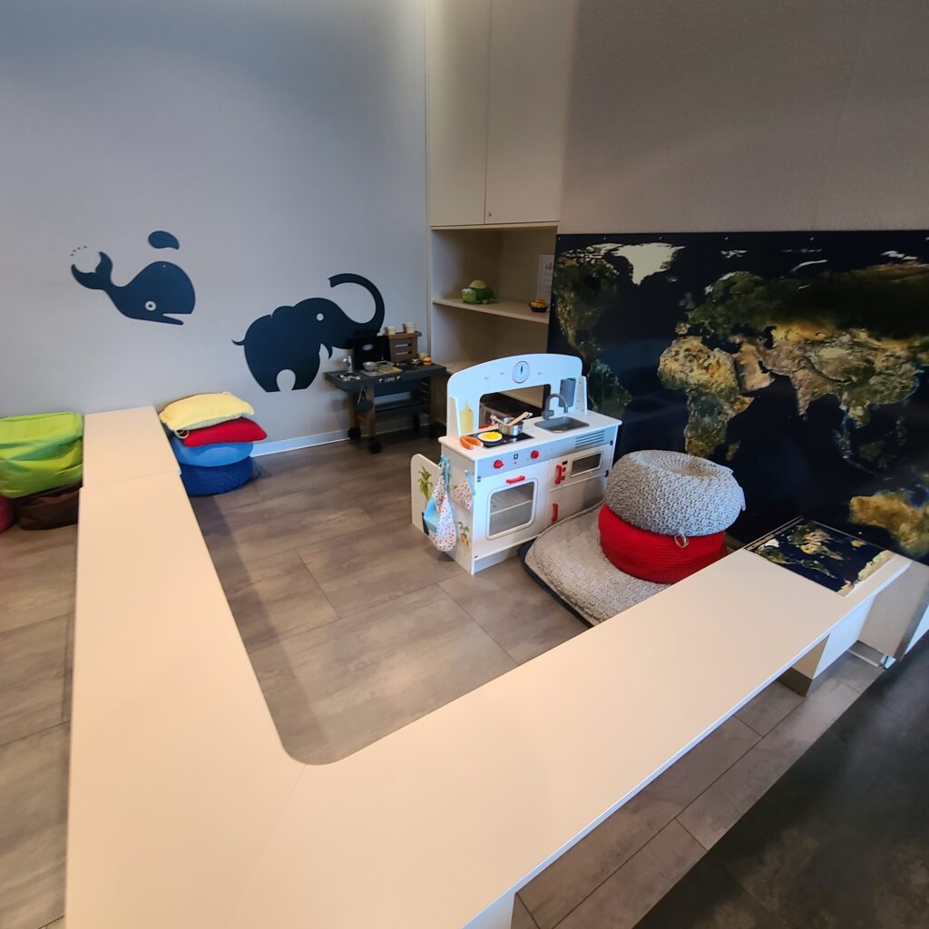 Erste Premier Lounge, PRG Kids Area