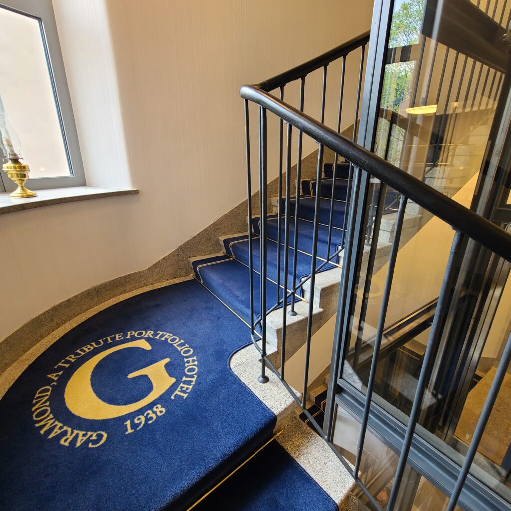 Garamond, Tribute Portfolio Staircase