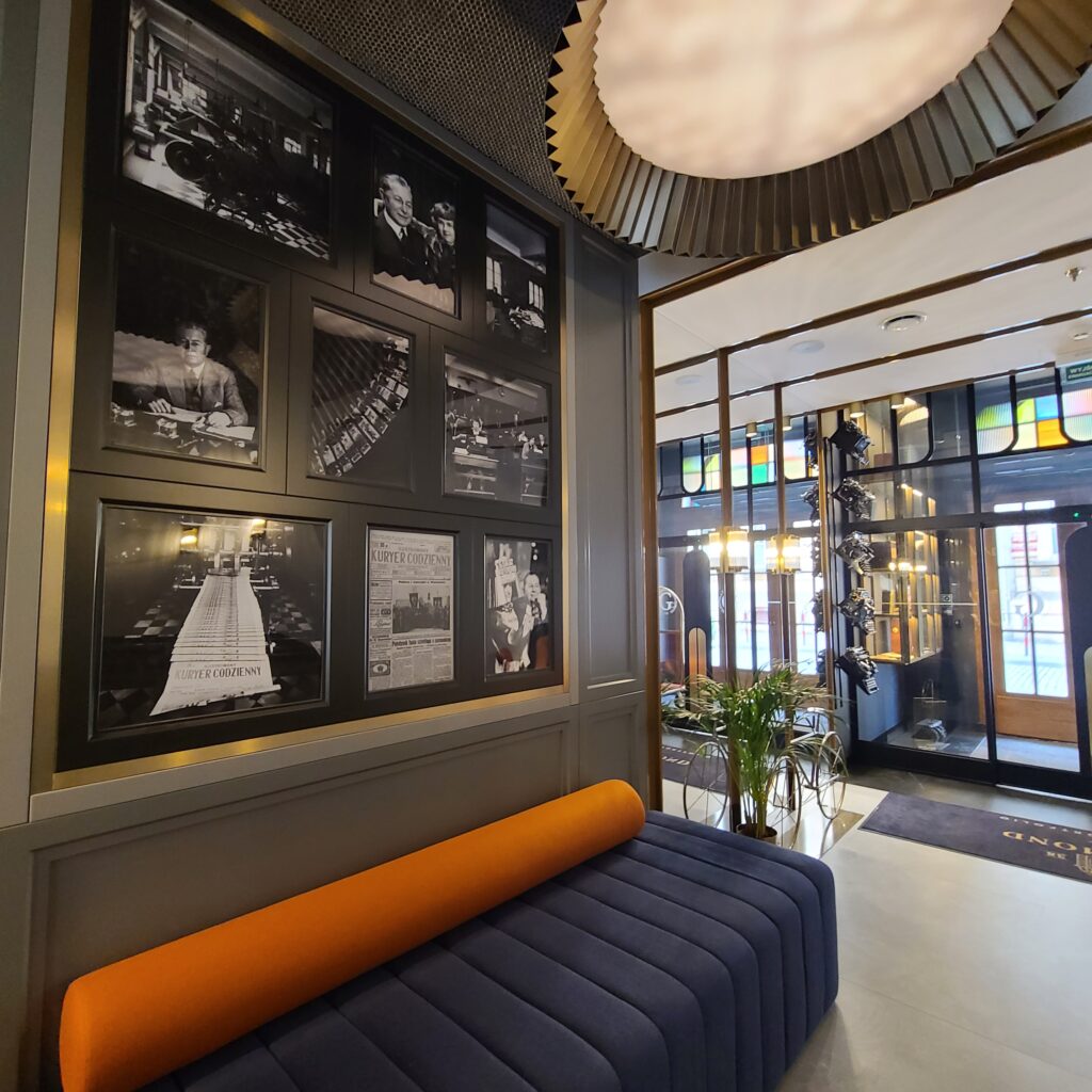 Garamond, Tribute Portfolio Lobby