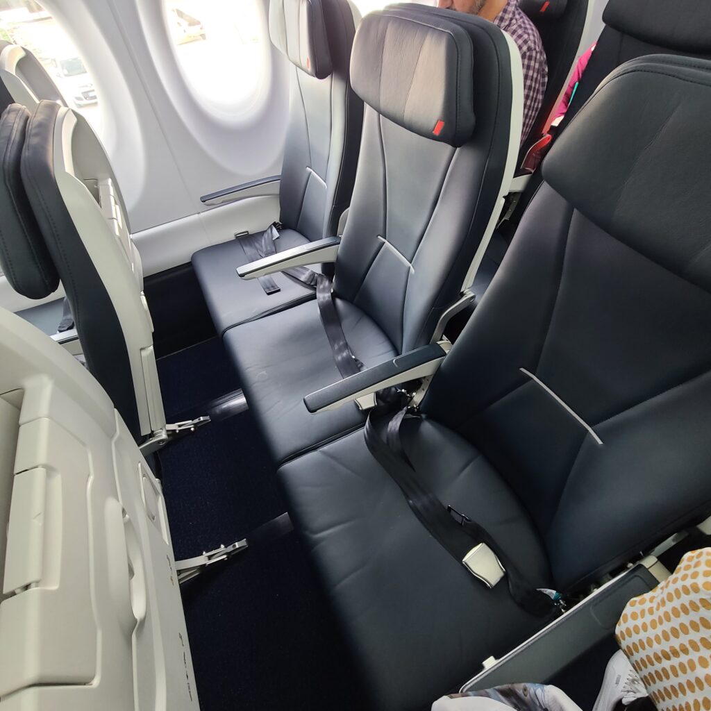Air France Airbus A220-300 Economy Class D-E-F Seats