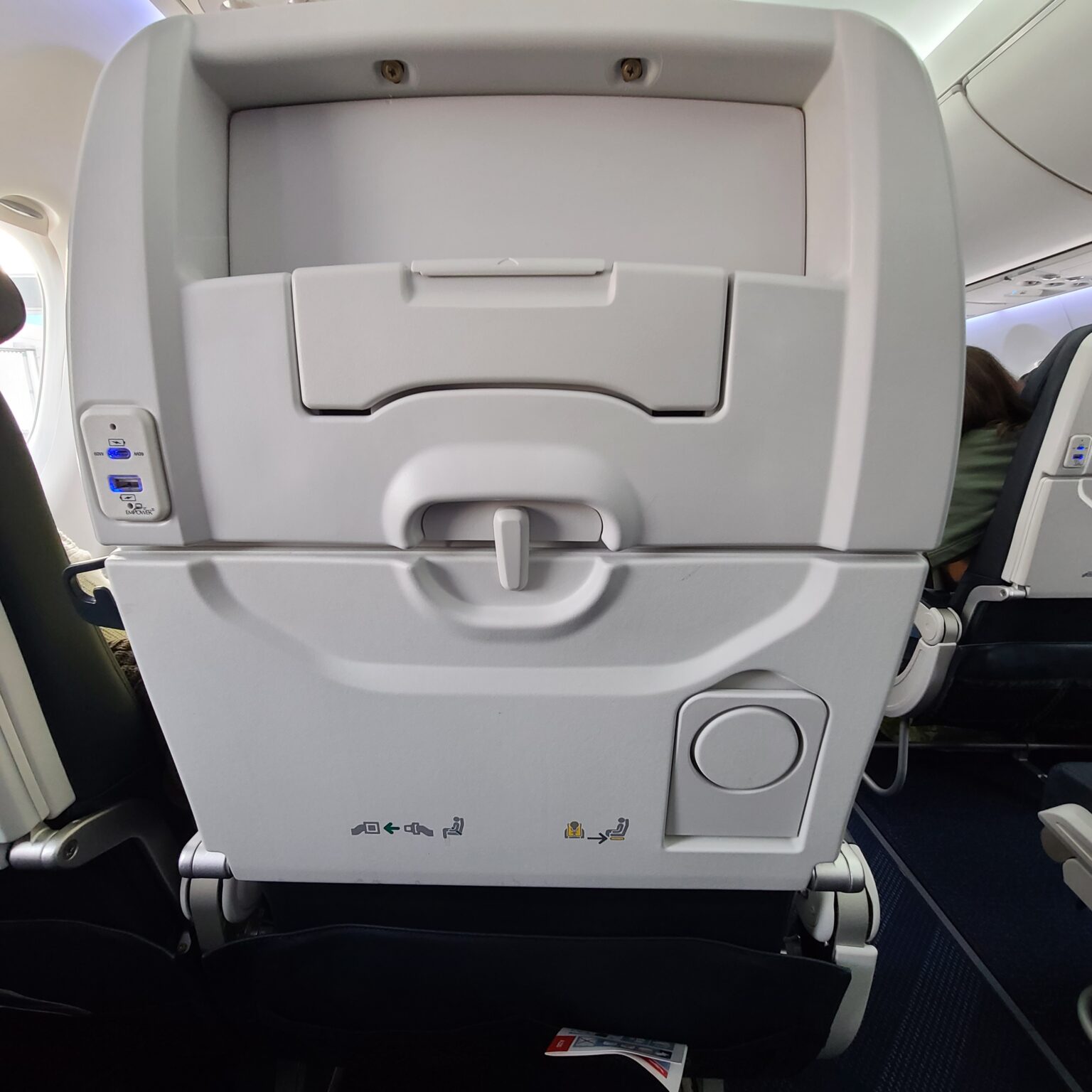 Review Air France Airbus A220 300 Economy Class Fco Cdg