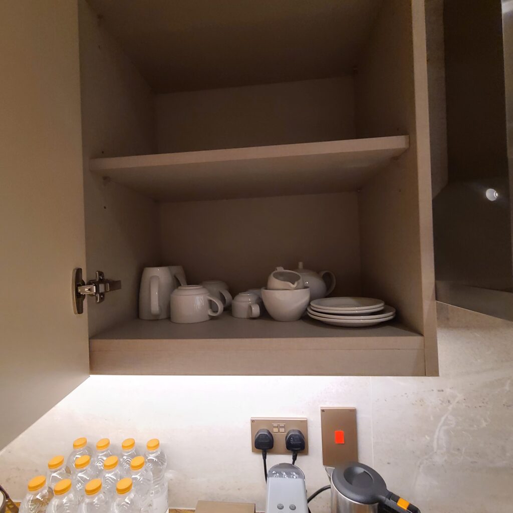 St. Regis Marsa Arabia Suite Tablewares