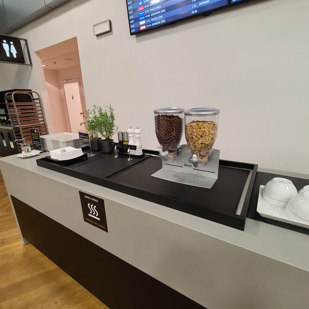 Krakow Airport Business Lounge Cereal