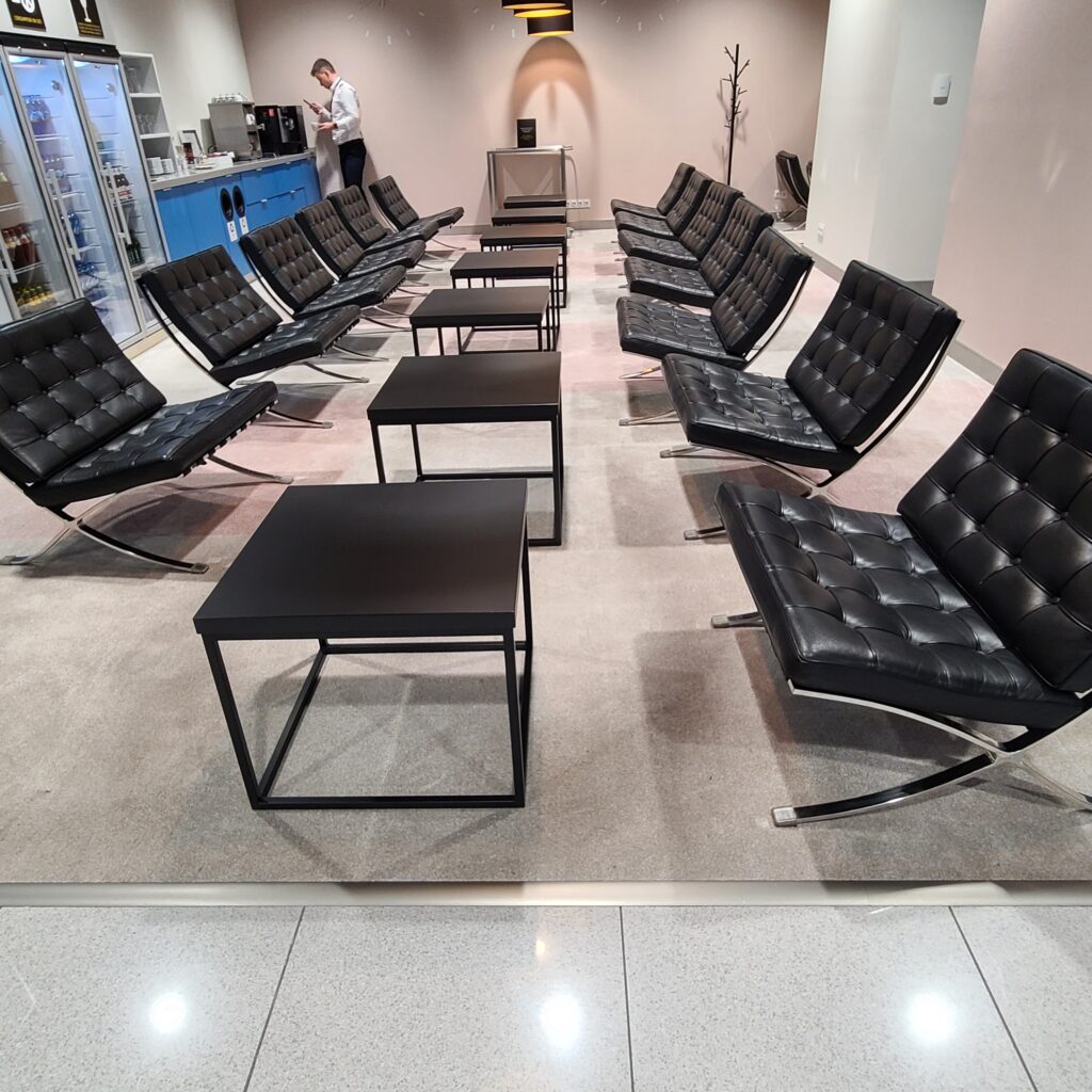 Krakow Airport Business Lounge Schengen First Floor Seating