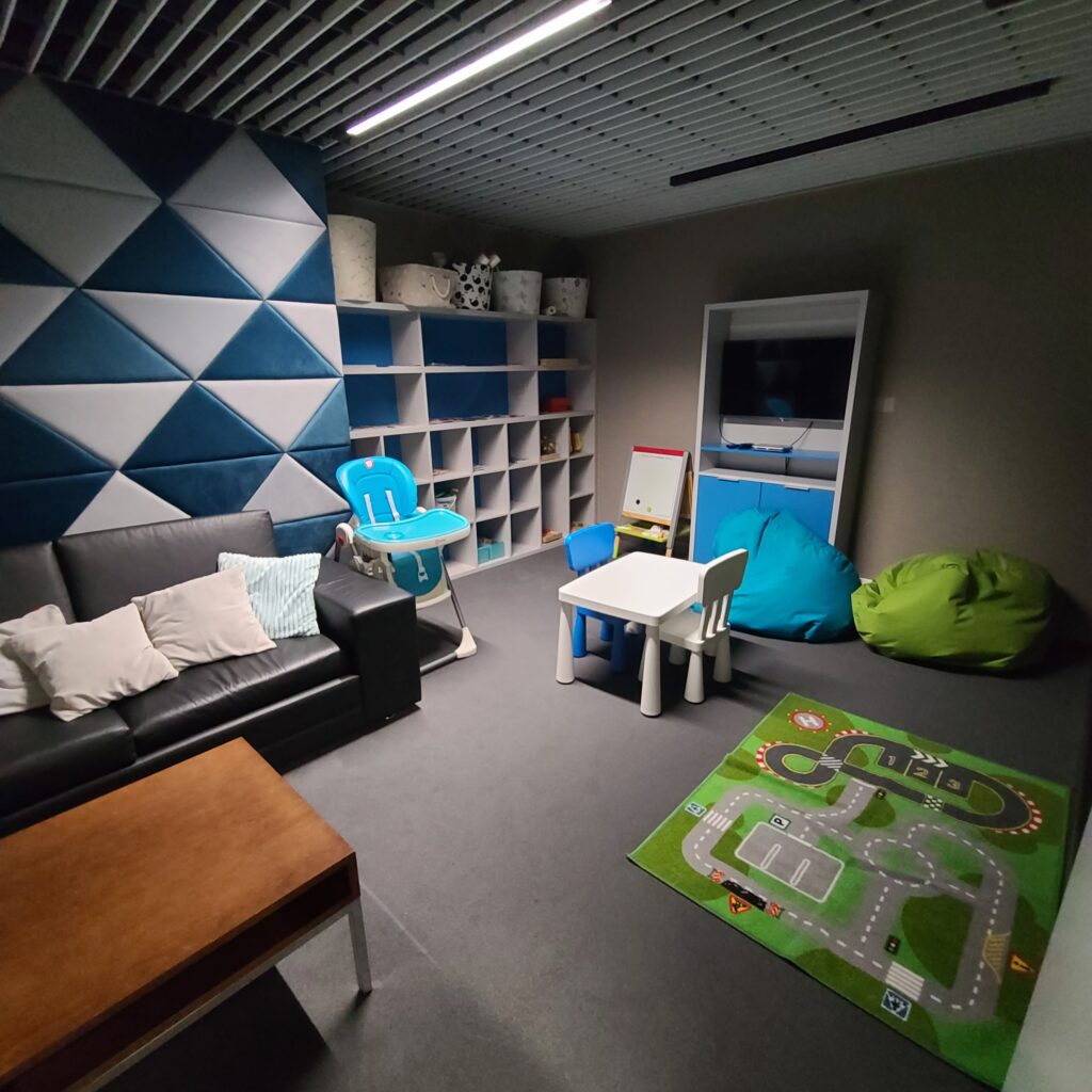 Krakow Airport Business Lounge Schengen Kids Area