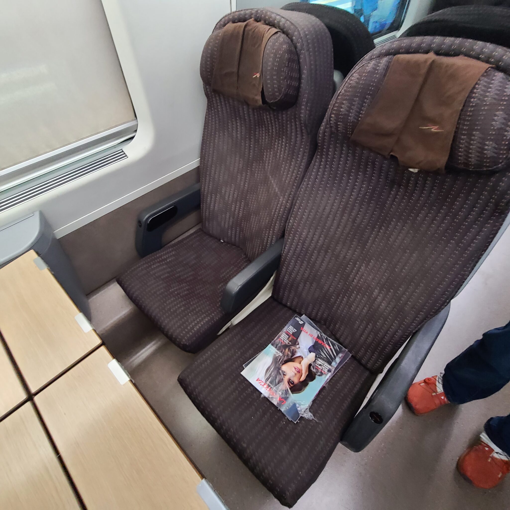 Review: Trenitalia Frecciarossa- Italian High Speed Train (Rome-Naples ...