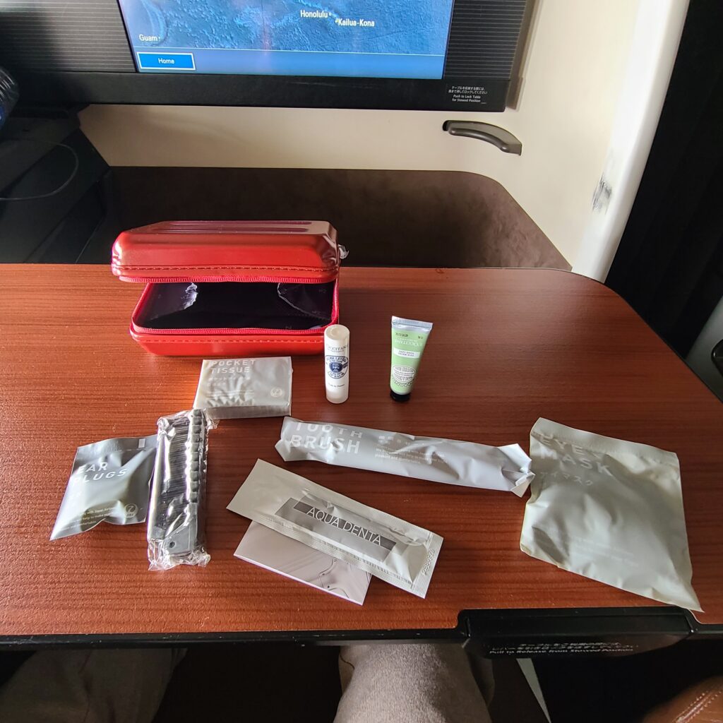 JAL Boeing 777-300ER First Class Zero Halliburton Amenities