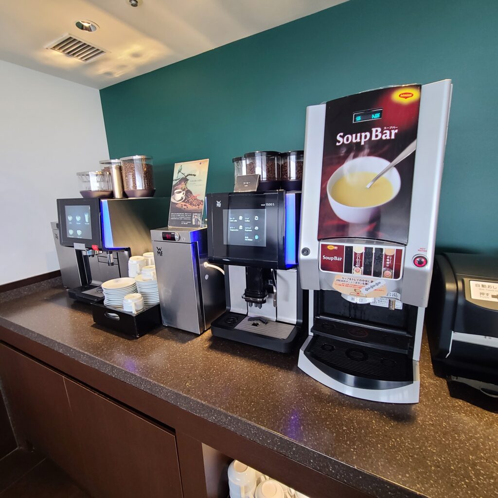 JAL Diamond Premier Lounge North Wing Coffee Machines