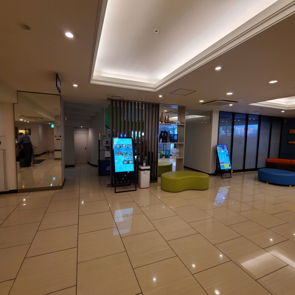 ANA Holiday Inn Sapporo Susukino Lobby