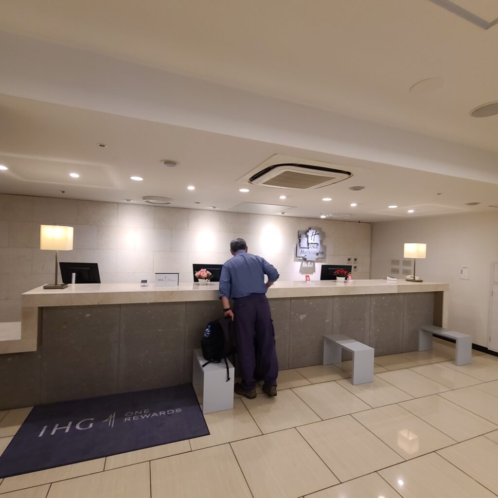 ANA Holiday Inn Sapporo Susukino Front Desk