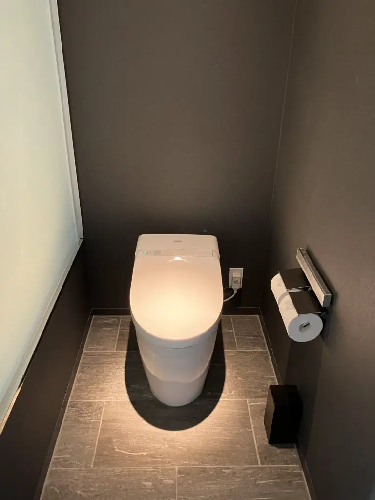 Conrad Osaka Toilet Room