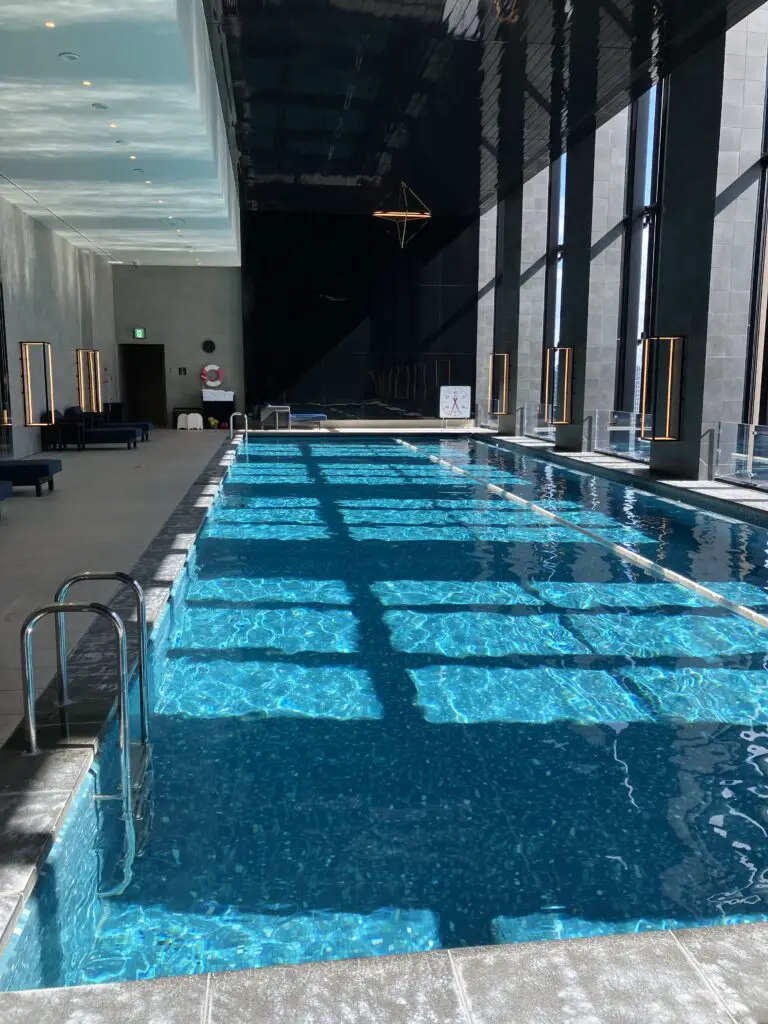 Conrad Osaka Swimming Pool