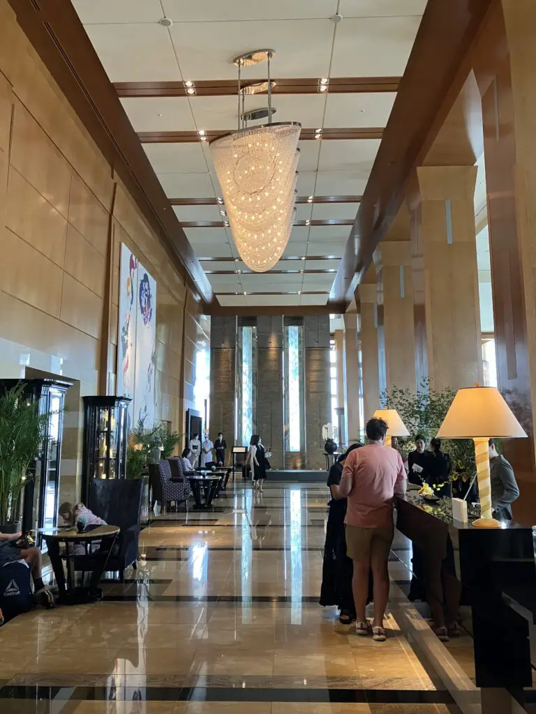 Ritz-Carlton Tokyo Lobby