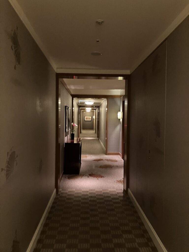 Ritz-Carlton Tokyo Rooms Hallway