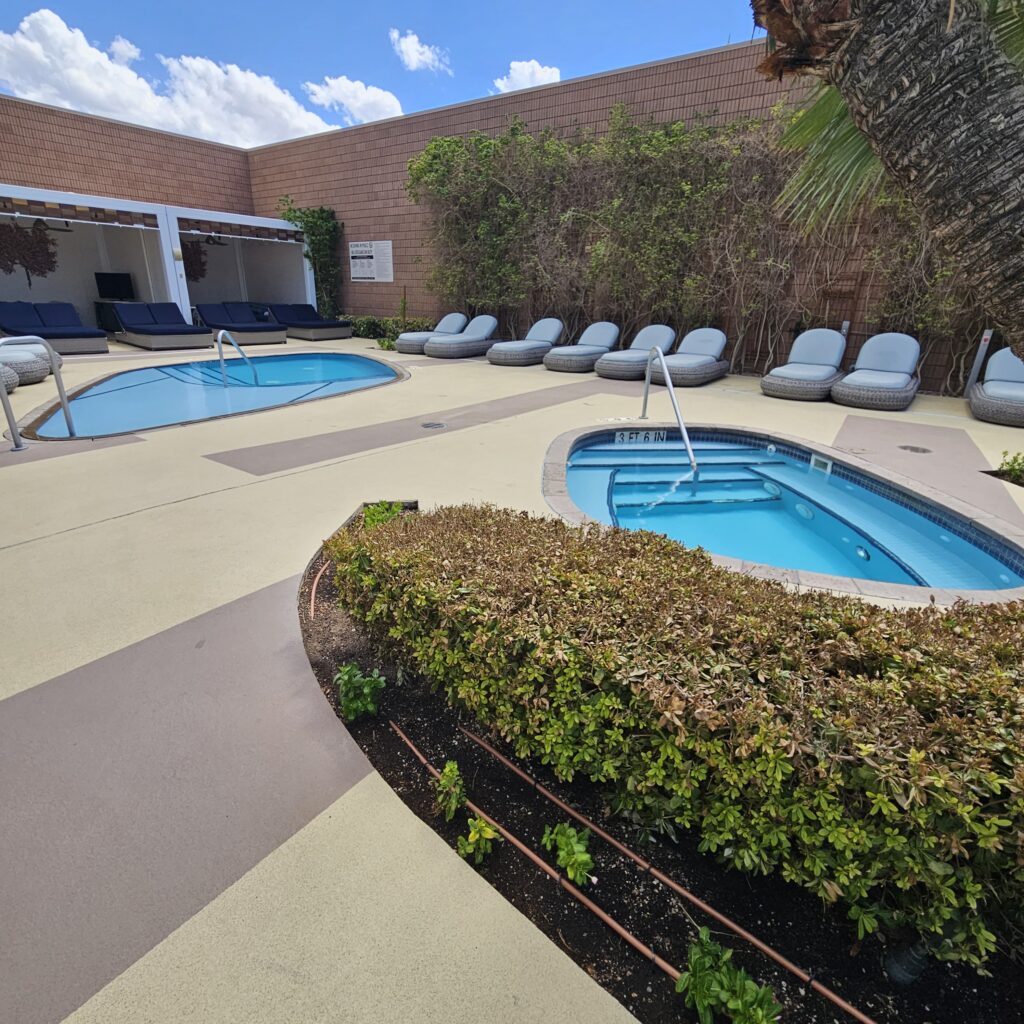 Waldorf Astoria Las Vegas Hot Tubs