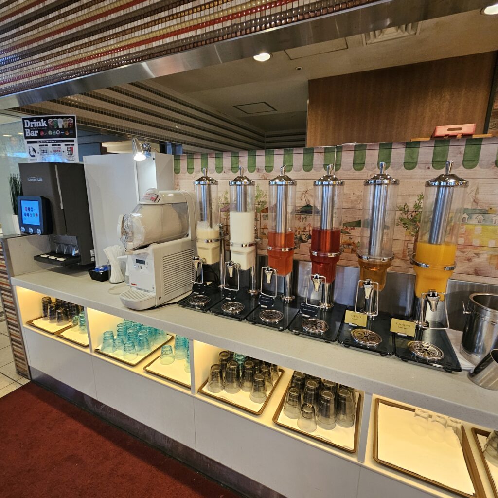 Crowne Cafe Drink Bar