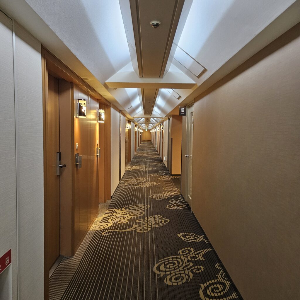 ANA Crowne Plaza Rooms Hallway