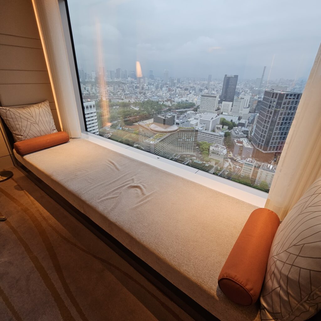The Prince Gallery Tokyo Window Bay Seat