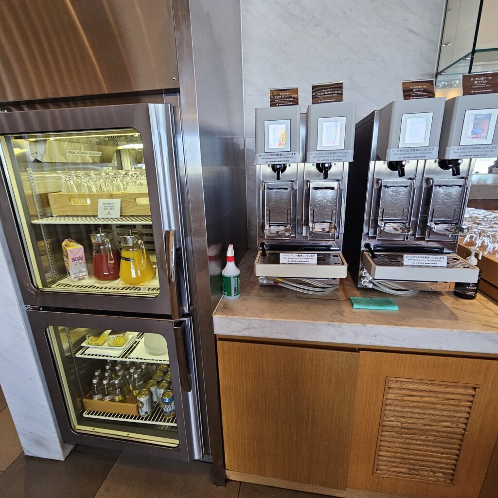 JAL Sakura Lounge NRT Beer Dispensers