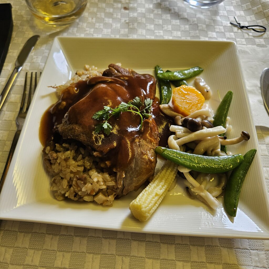 EVA Air Boeing 777 Royal Laurel TPE-SFO Braised Duck with Rice