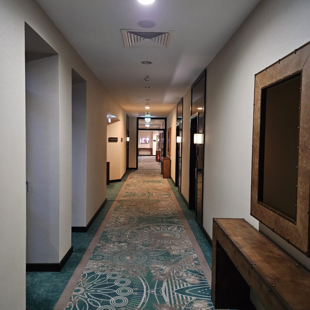 Crowne Plaza Borjomi Rooms Hallway