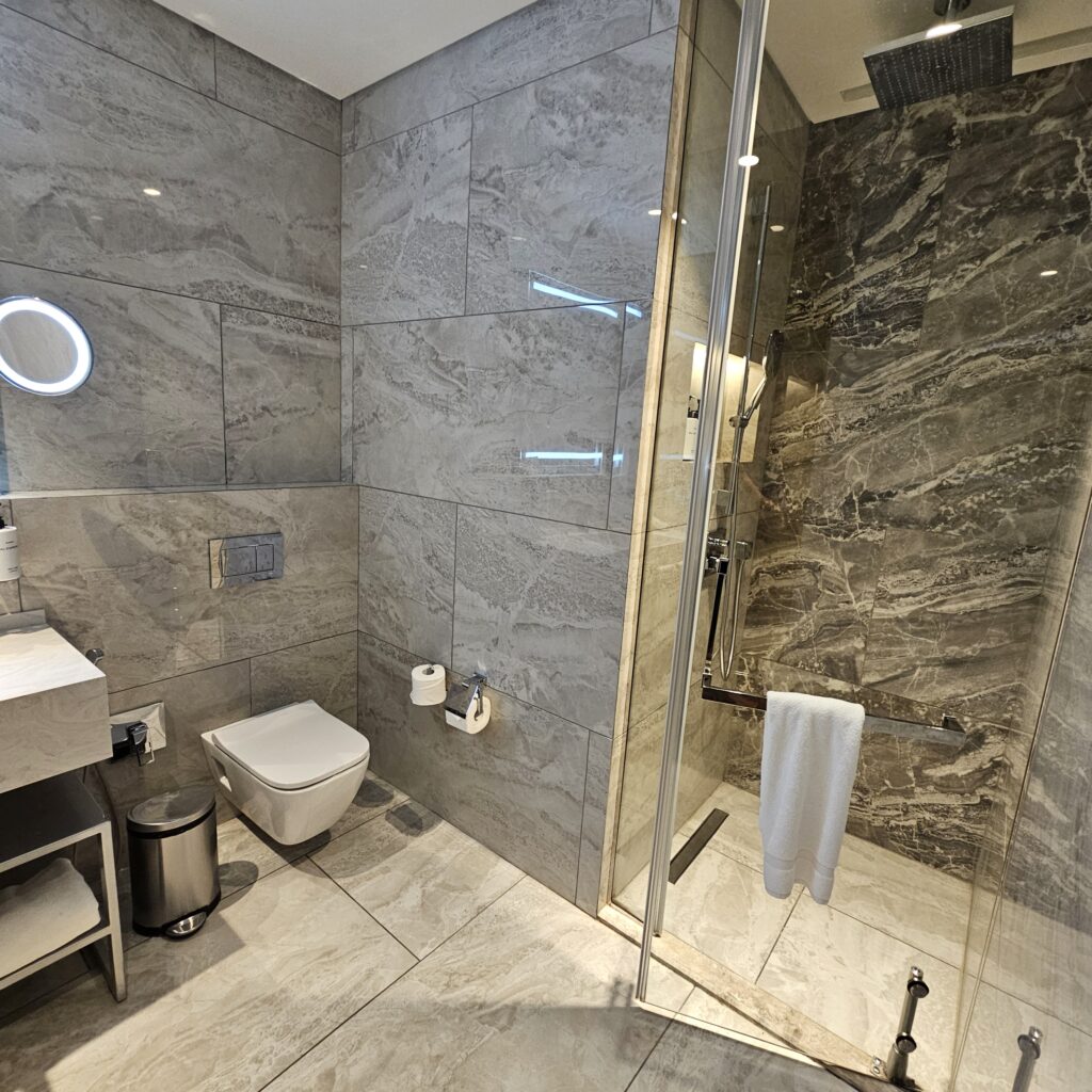 InterContinental Baku Executive Suite Living Room Bathroom Showers