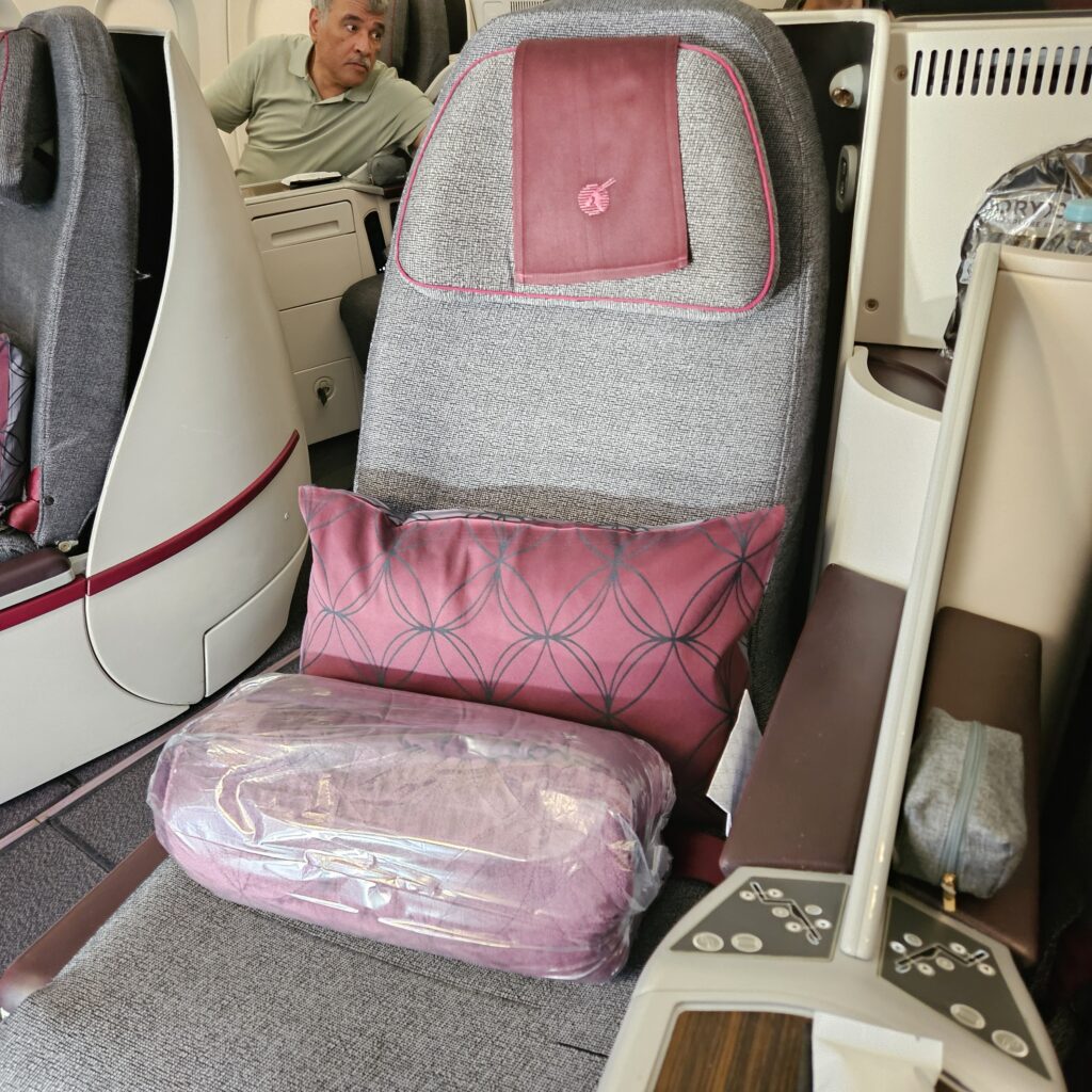 Qatar Airways Airbus A320 Business Lie Flat Seat