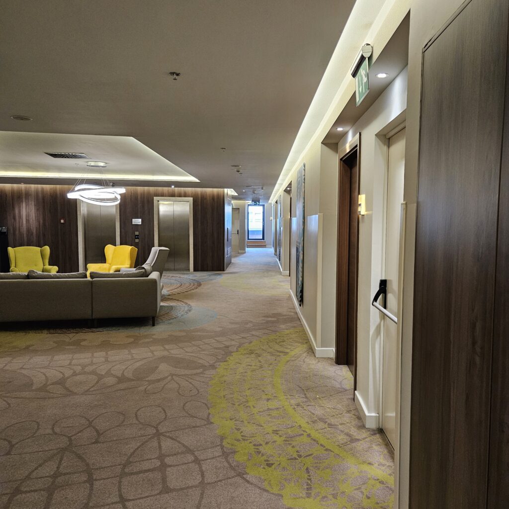 Courtyard by Marriott Sarajevo Room Floor Hallway