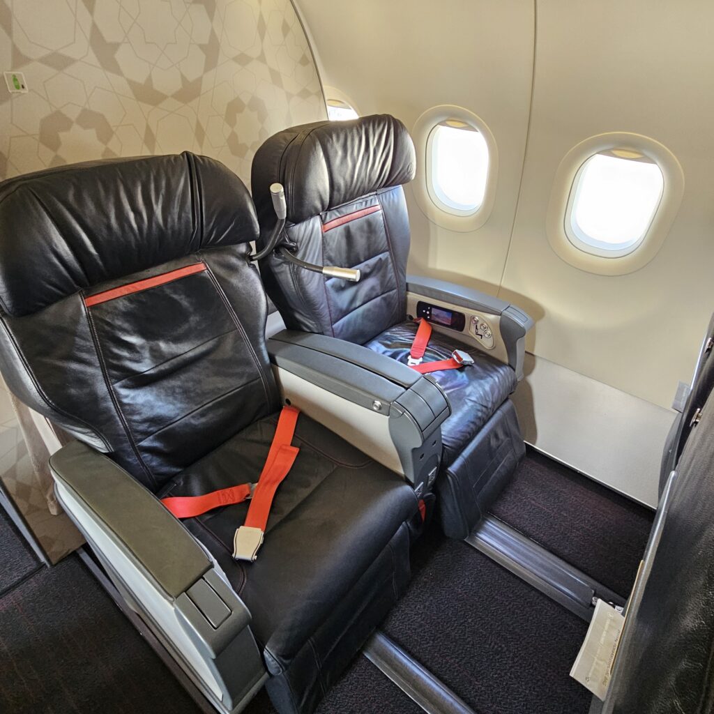 Turkish Airlines Airbus A320 Business Class Seat