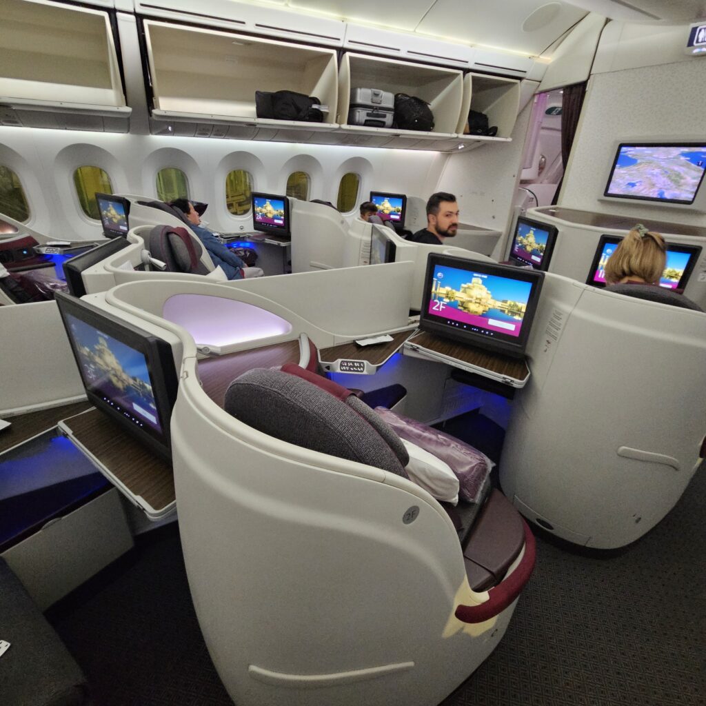 Qatar Airways Boeing 787-8 Business Class Cabin